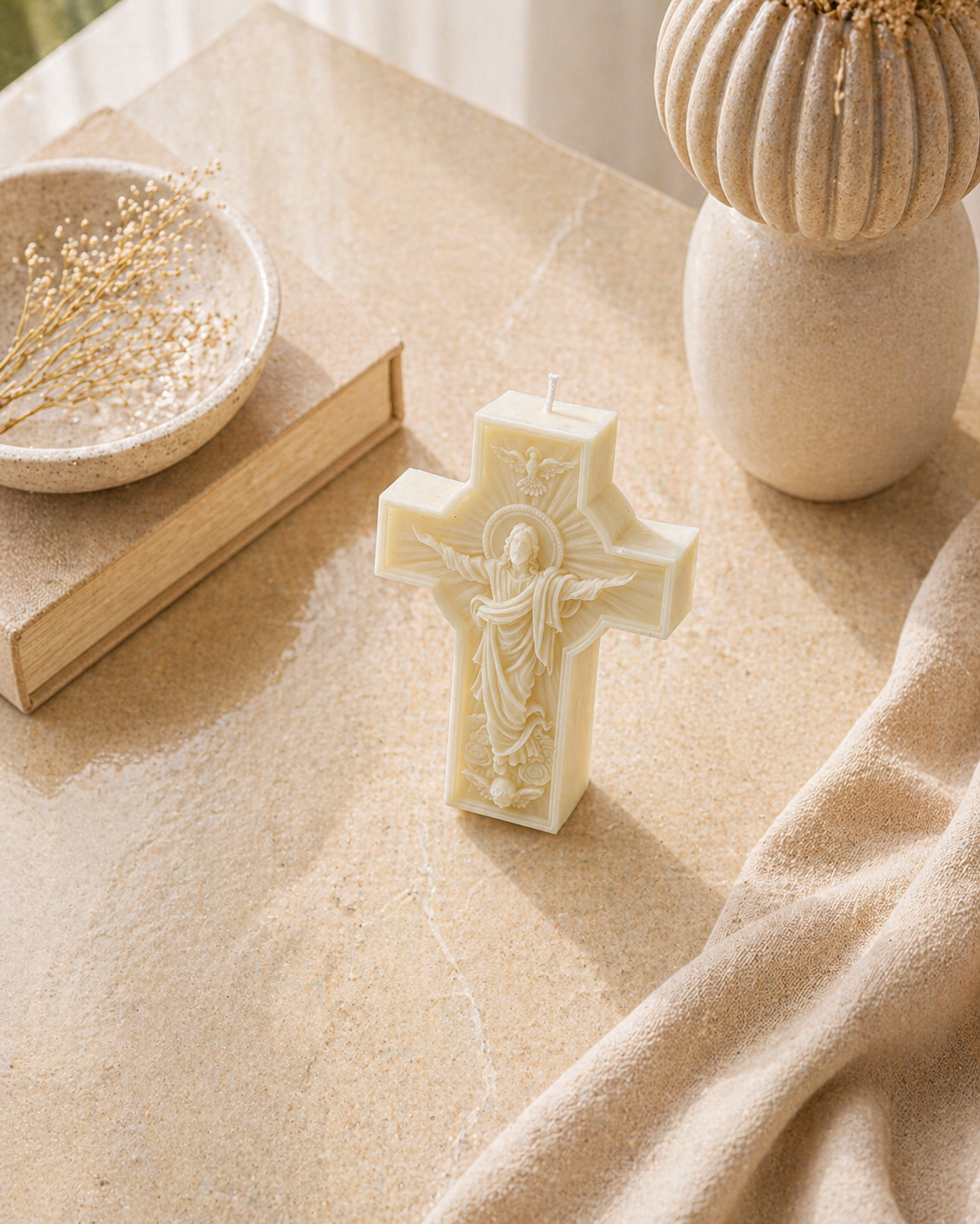 Vela Cruz Cristo Resucitado | Vela religiosa artesanal de soja